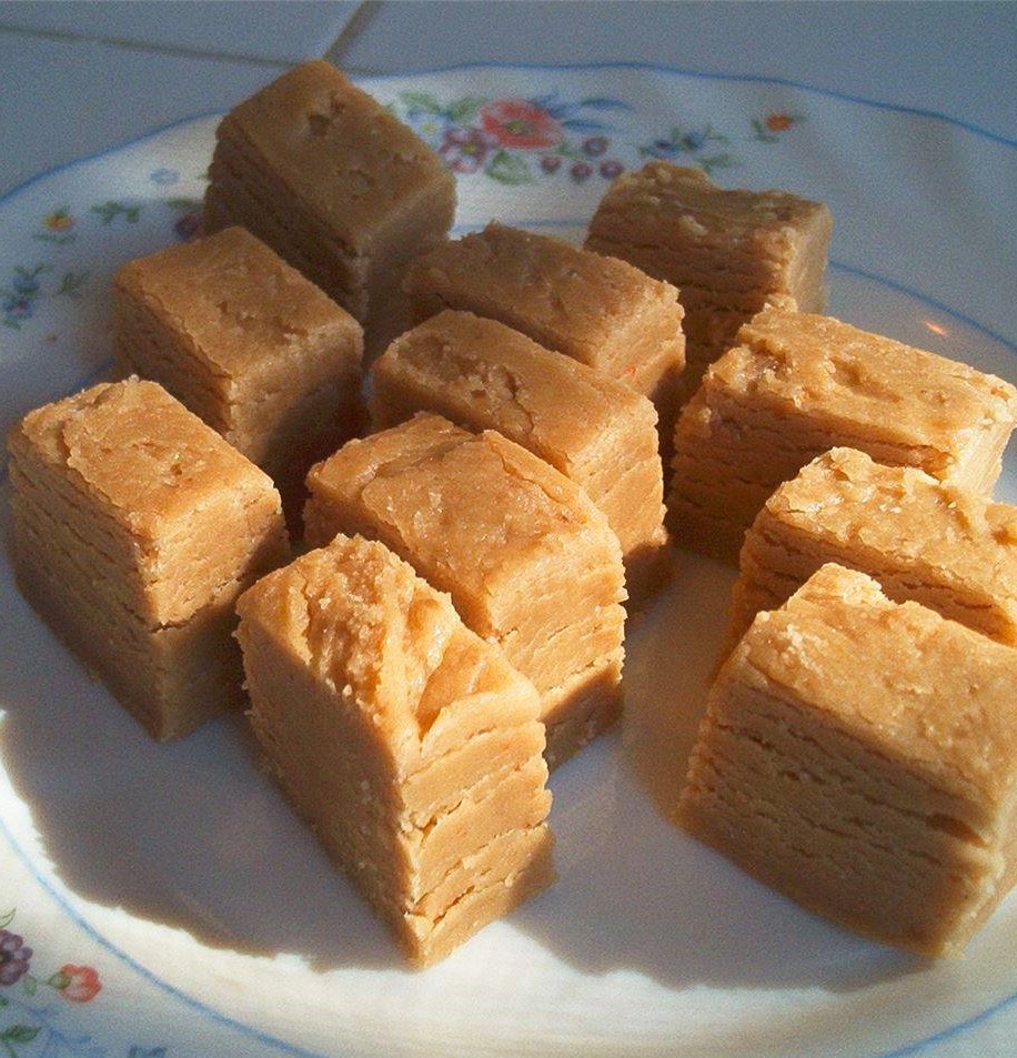 Easiest Peanut Butter Fudge Recipe