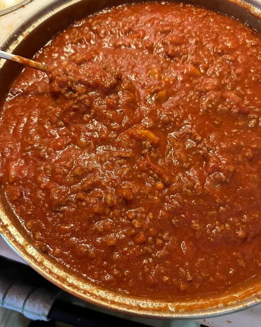 Better-Than-Jar Spaghetti Sauce (A Real-Life Dad Recipe That Actually Works)